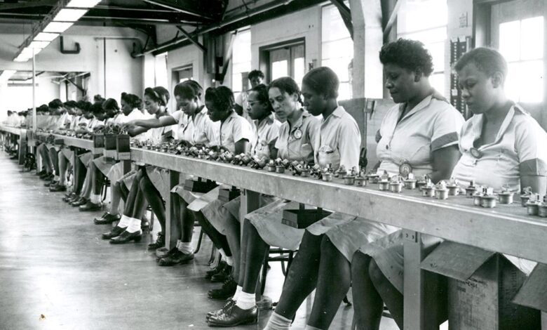 Black Women Industrial Workforce During World War Ii 1940s